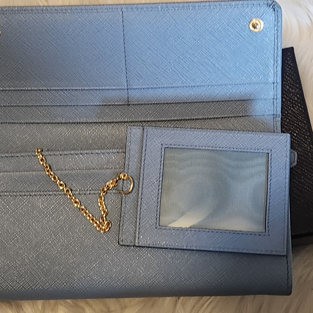 Prada Wallet - Picture 7 of 11